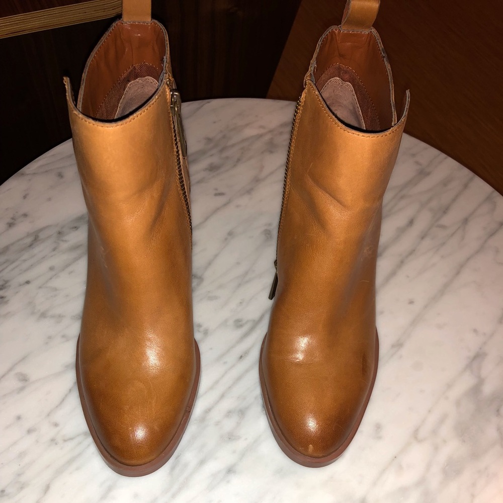 These boots are meant for walkin’